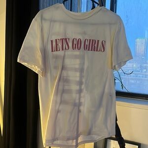 shania twain tour shirt. very very light pink